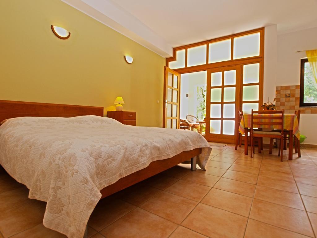 Apartments Milio 1105 Fazana Luaran gambar